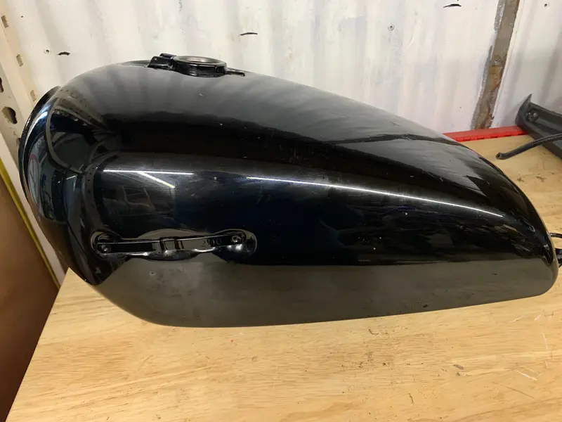 1982 Yamaha Xs650 Fuel Tank With Mounting Hardware 1