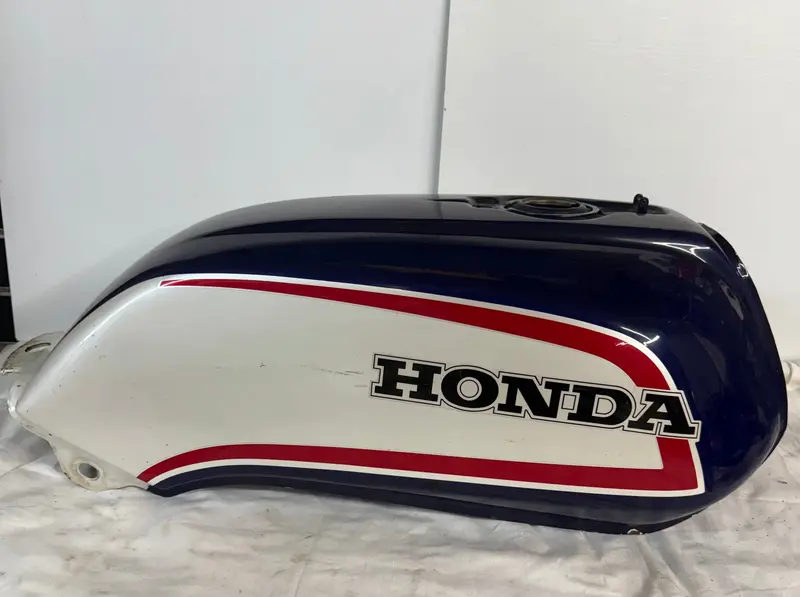 1983 Honda Cb1100F Fuel Tank – Vintage Motorcycle Part 1