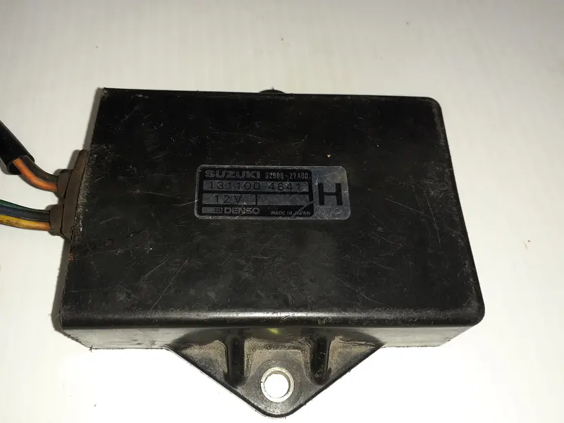 1986 Suzuki Gsx-R750 Cdi Ignition Control Unit 1