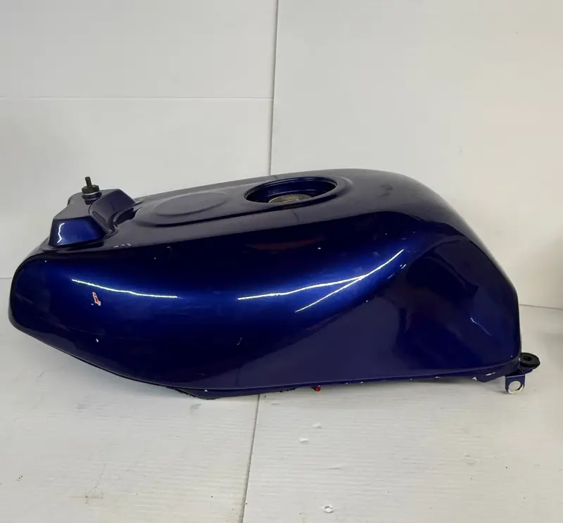 1988 Suzuki Gsx-R 750 Fuel Tank – Original Style 1