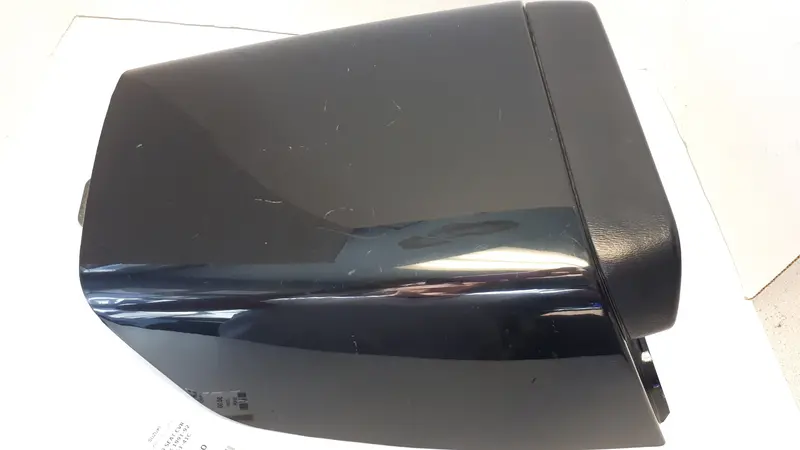 1991–1992 Suzuki Gsx-R750 Solo Seat Cowl 1