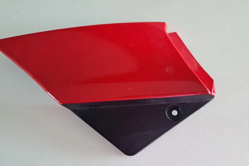 1998 Yamaha Yzf-R1 Left Fairing Side Cover 1