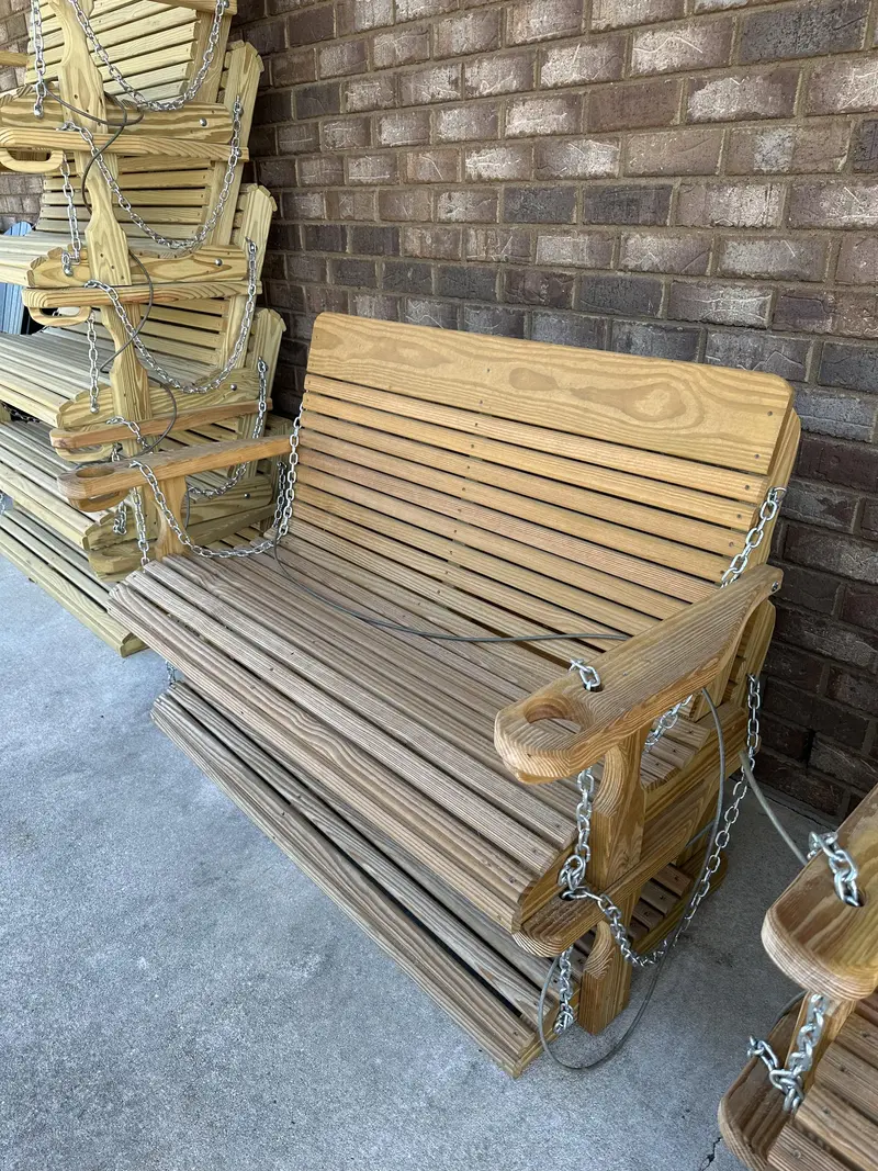 5-Foot Wooden Porch Swing With Built-In Cup Holder 1