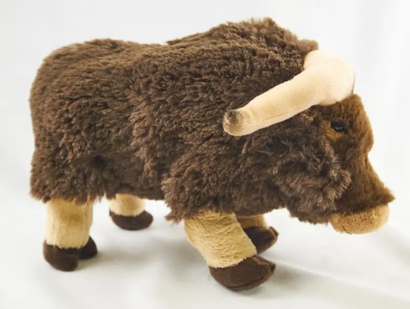 9-Inch Musk Ox Stuffed Animal 1