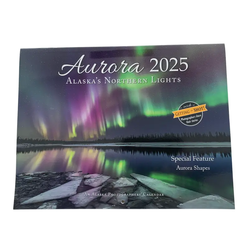 Aurora Borealis 2025 Desk Calendar – Alaska Edition 1