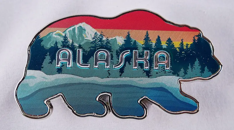 Bear Sunset Magnet – Vibrant Alaska Landscape Decor 1