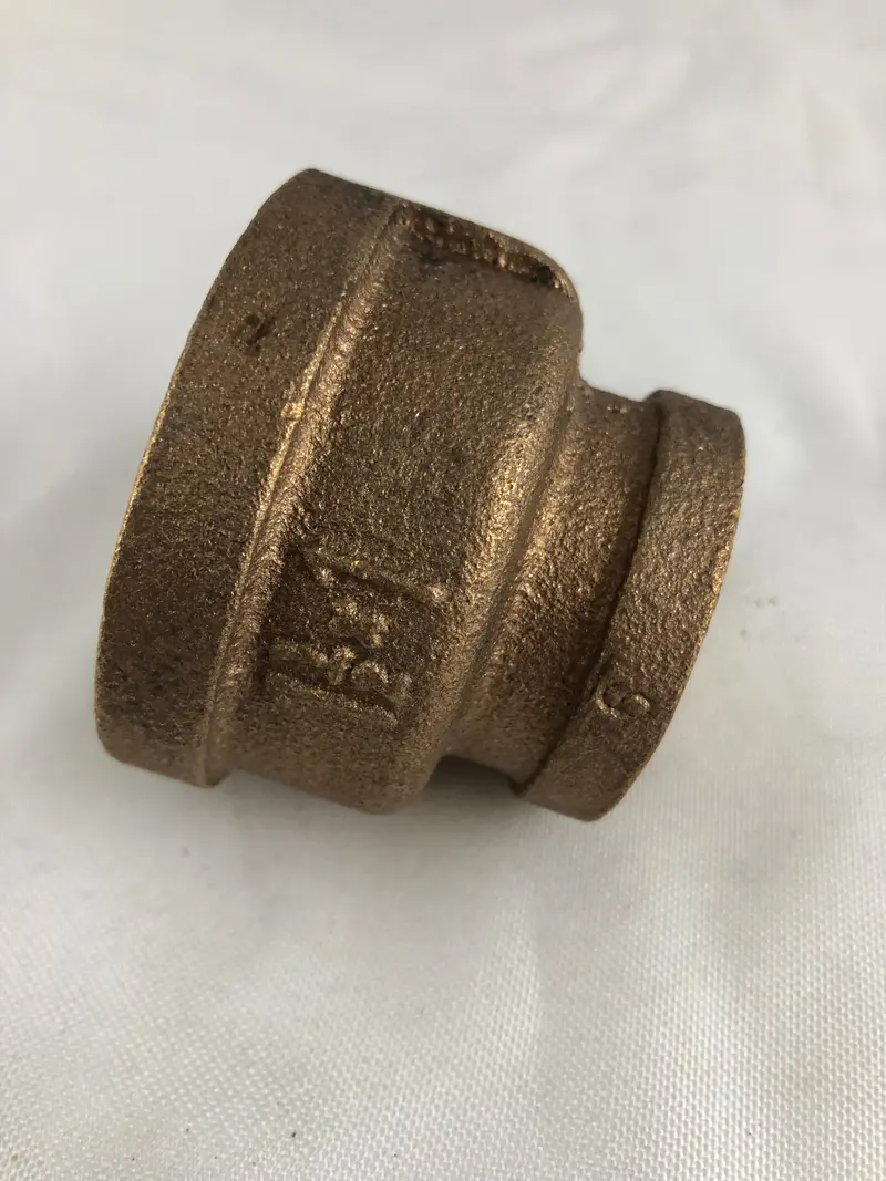 Brass 1-1/2" X 1" Bell-Type Reducer Fitting 1