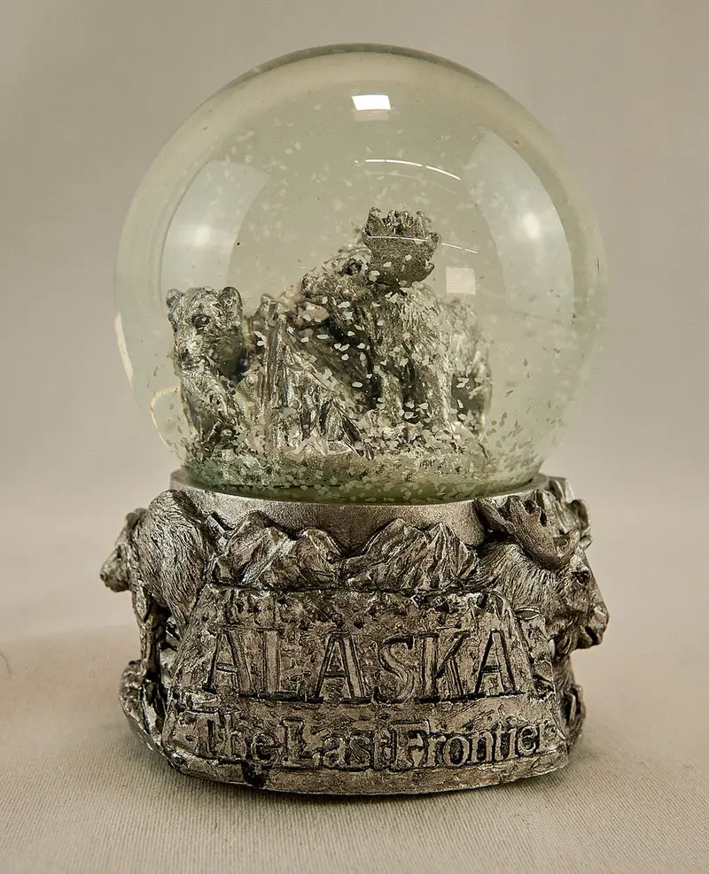 Chrome-Finished Moose & Bear Snow Globe – Alaska-Themed Desktop Decor 1