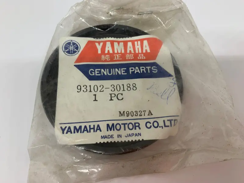 Enticer Et250 Snowmobile Crankshaft Oil Seal 1