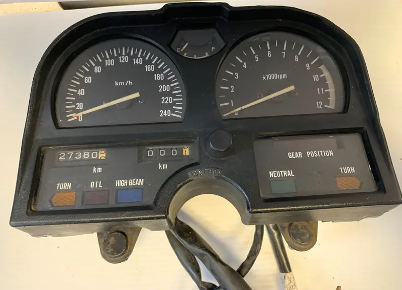 Gs750E Speedometer And Analog Gauge Cluster 1