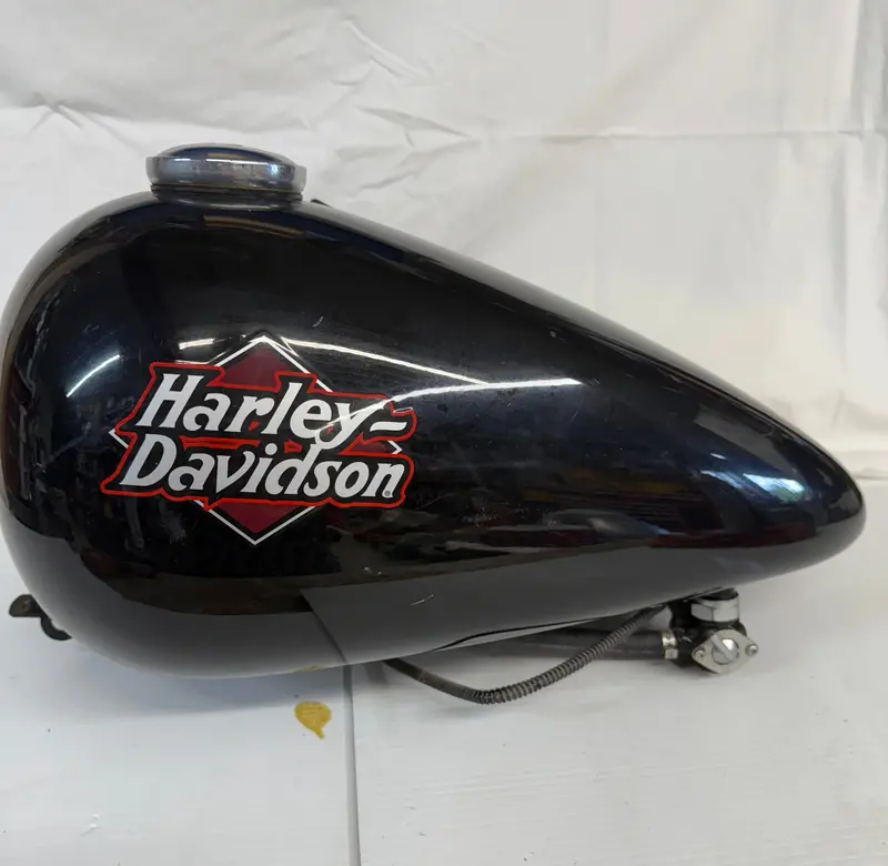 Harley-Davidson Softail Night Train (1999–2005) 1450Cc Fuel Tank 1