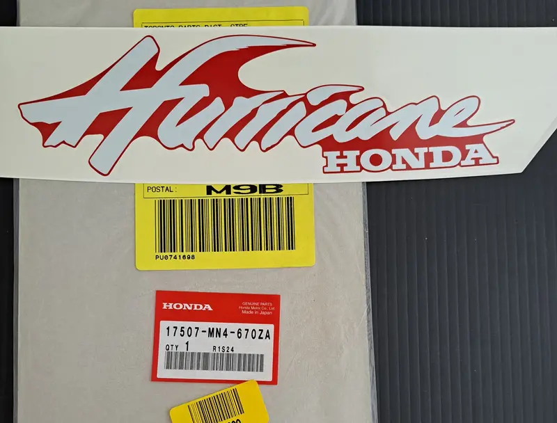 Honda Cbr600F Hurricane Right Tank Badge Set 1