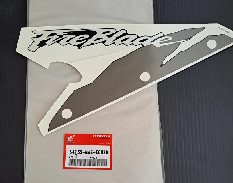 Honda Cbr900Rr Fireblade Fairing Cowl Decal (Second Gen) 1