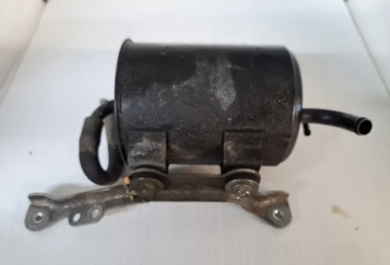 Honda Gl1800 Gold Wing Evaporative Emission (Evap) Canister 1