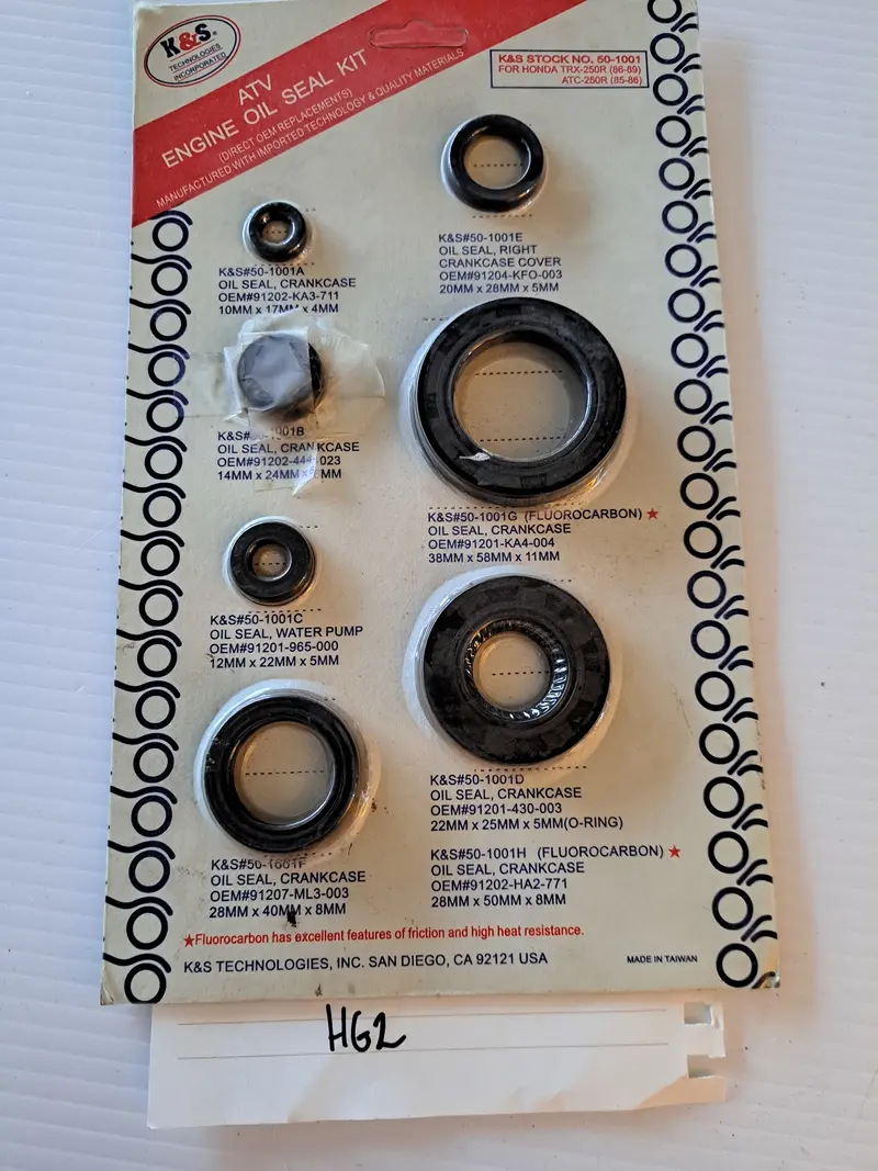 Honda Trx250R & Atc250R Engine Oil Seal Set 1