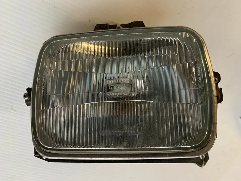 Honda Vf1000F Interceptor Headlight Housing 1