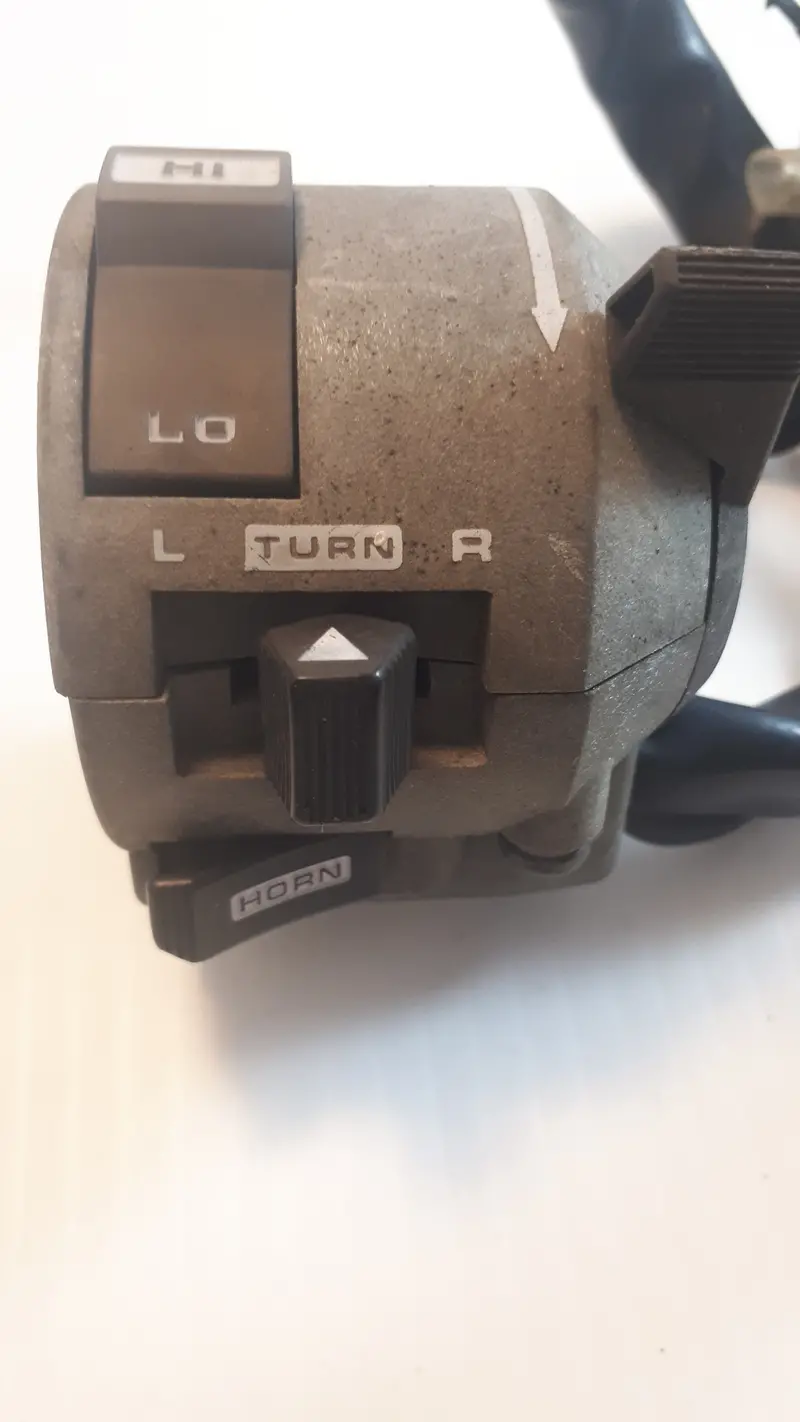 Honda Vt500 Shadow Left Handlebar Control Switch 1