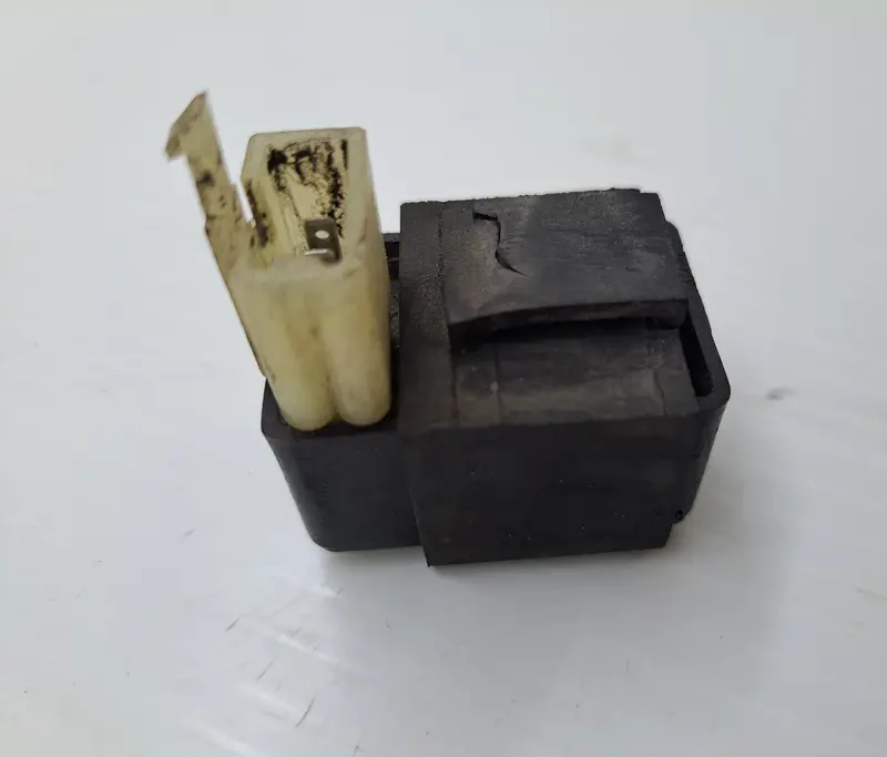 Honda Vt600 Vlx600 Fuel Pump Relay 1