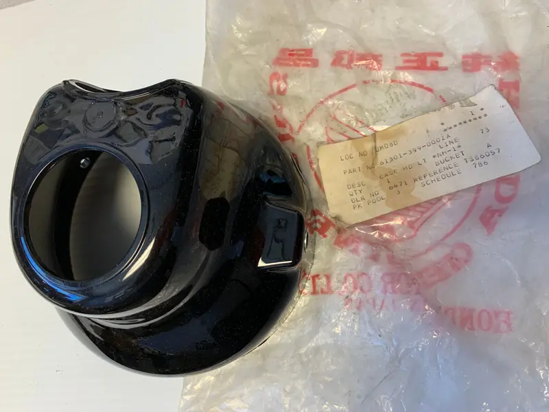 Honda Xl/Cb/Cm Series Headlight Housing Assembly 1