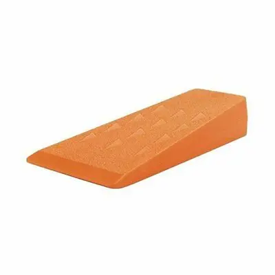 Husqvarna 8-Inch Wood-Grain Splitting Wedge 1