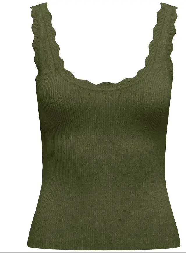 Jdynanna Long Sleeve Scallop-Edge Top In Green 1