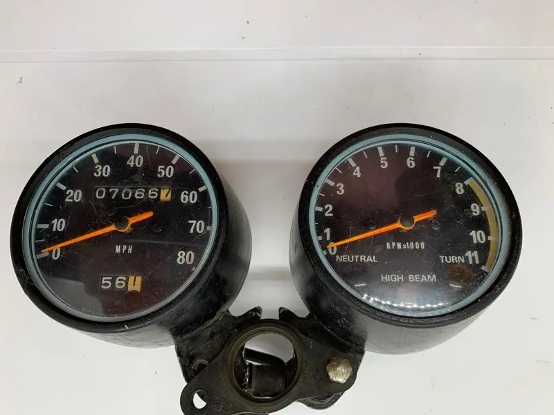 Kawasaki Ke125 Speedometer And Gauge Assembly 1