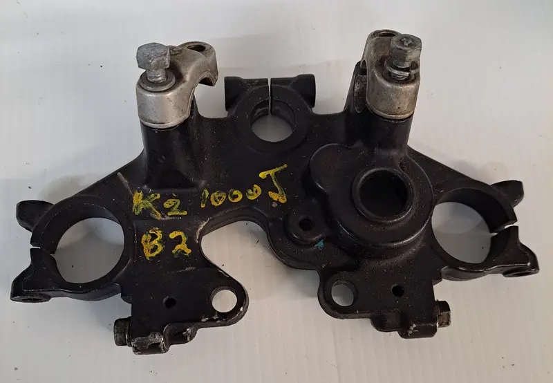 Kawasaki Kz1000 Upper Fork Triple Clamp 1