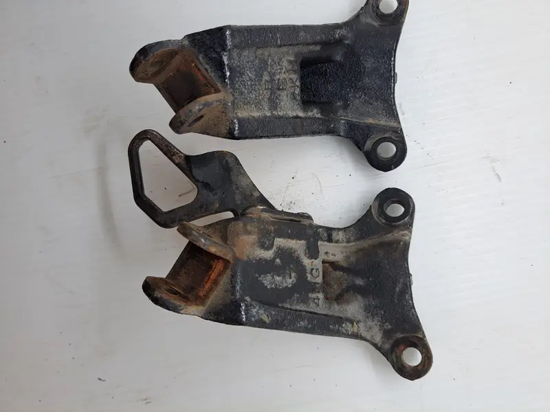 M50 Boulevard Footpeg Brackets – Bolt-On Mounting Hardware 1