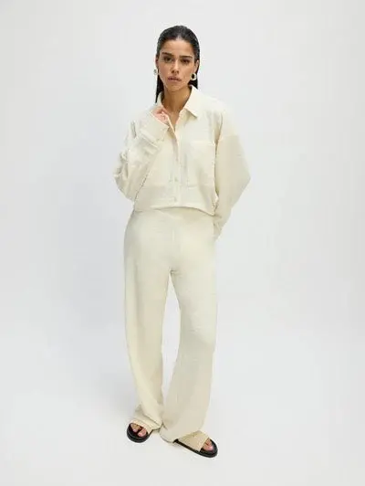 Nova Minimalist Crewneck Tee – Off-White Organic Cotton 1