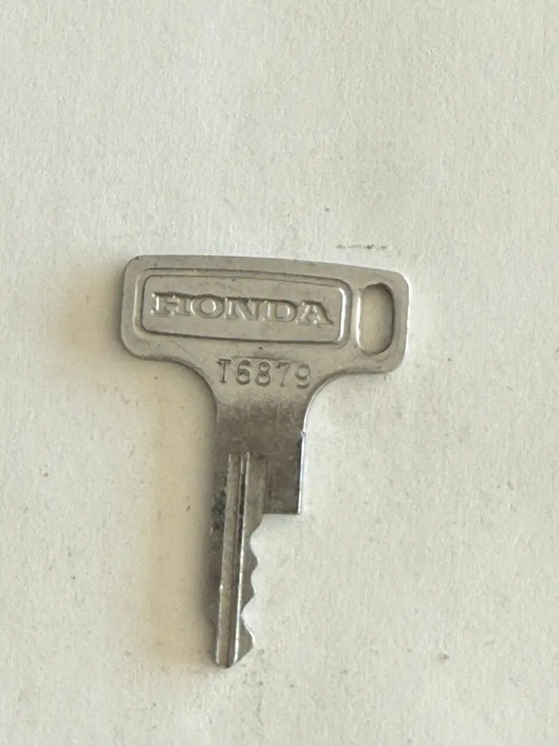 Rare Honda Motorcycle Key - T6879 1