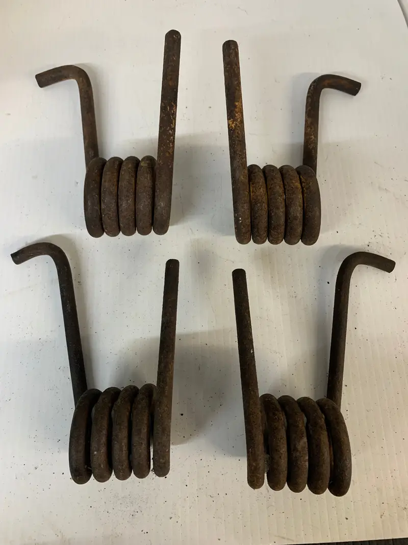 Skidoo Blizzard 9500 Rear Suspension Coil Springs 1