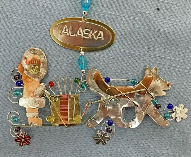 Sled Dog Team Ornament – Rustic Metal Alaska Decor 1