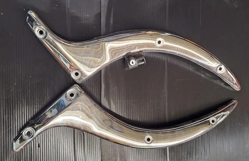 Suzuki C50 / M50 Frame Grip Covers 1
