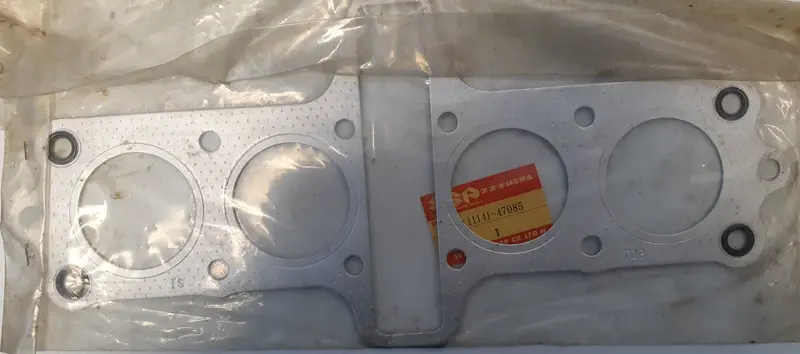 Suzuki Gs550M Cylinder Head Sealing Gasket 1