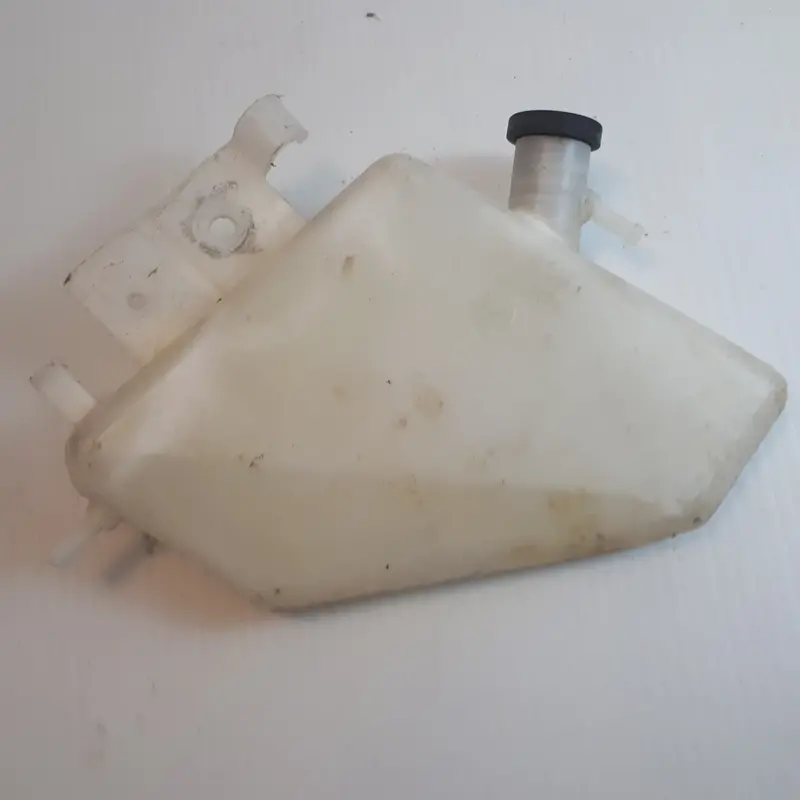 Suzuki Gsx-R Coolant Reservoir Tank 1