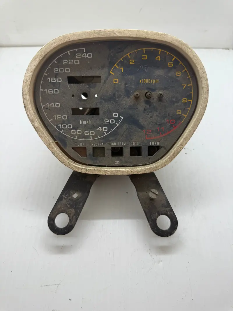 Suzuki Katana 1100 Speedometer And Gauge Cluster (For Parts/Repair) 1