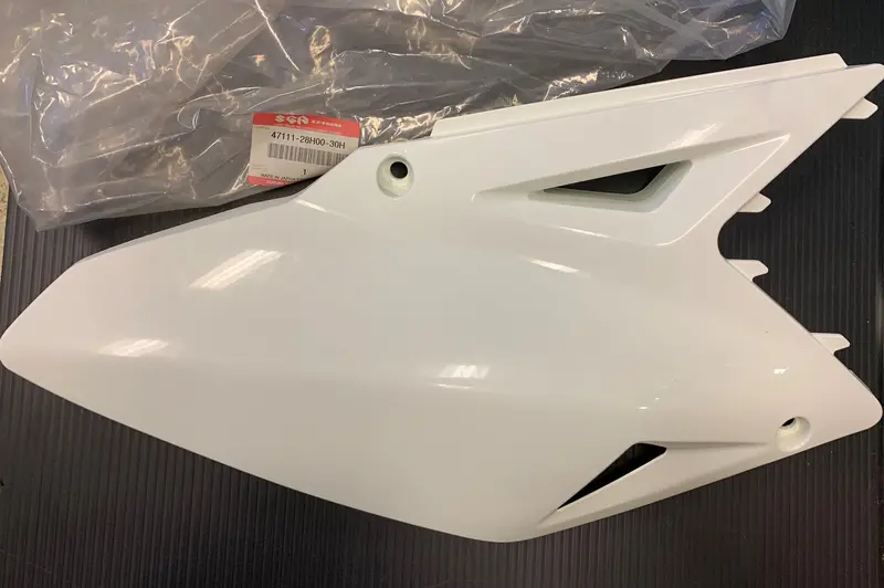Suzuki Rm-Z Right-Side Frame Cover Trim 1