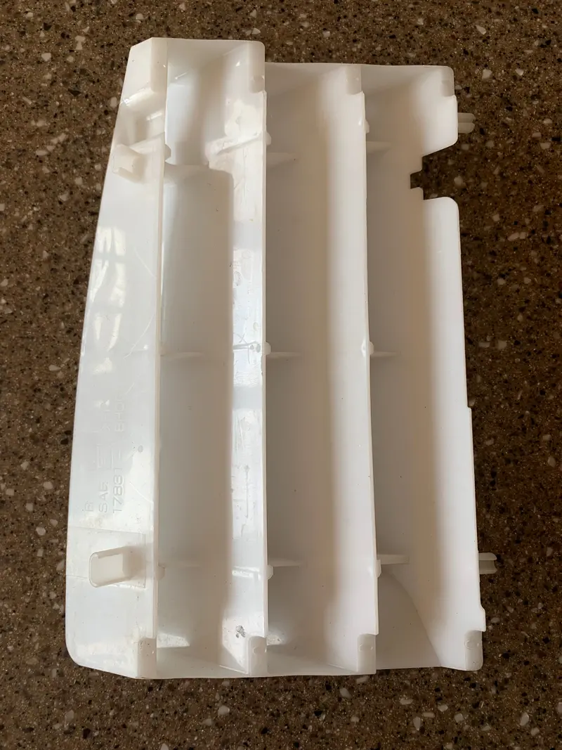 Suzuki Rm-Z/Rm-X Right Radiator Louver 1