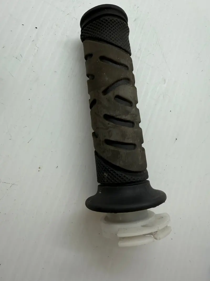 Suzuki Sv650 / Gsx-R / Tl1000 Throttle Tube Assembly 1