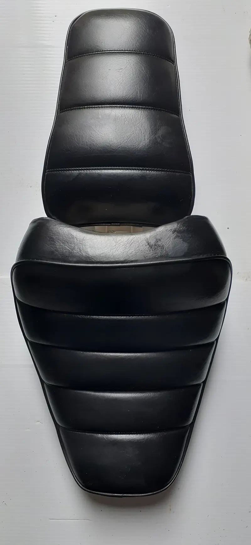 Suzuki Vs700 Intruder Two-Piece Seat Kit 1