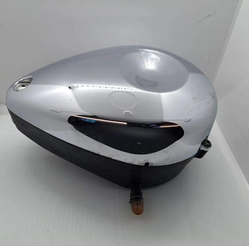 Suzuki Vz800 / M50 Air Cleaner Housing 1