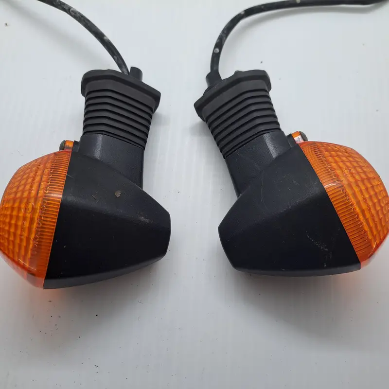 Sv1000 Rear Turn Signal And Brake Light Assembly 1