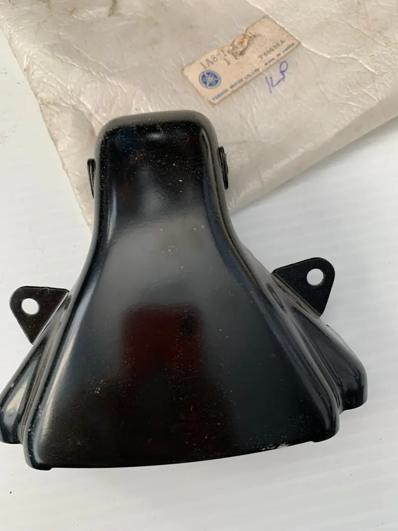 Tx500 & Xs500 Cylinder Head Cover Gasket 1