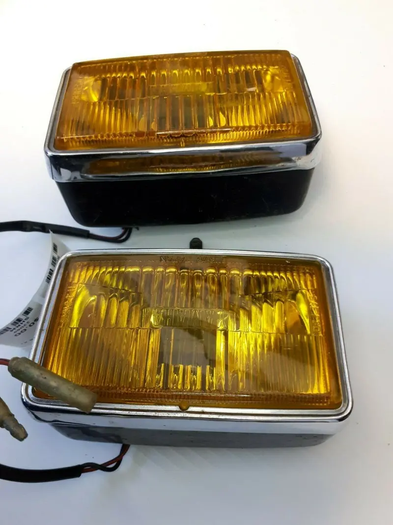 Yamaha Xj750 Fog Light Kit – Dual Auxiliary Lamp Assembly 1