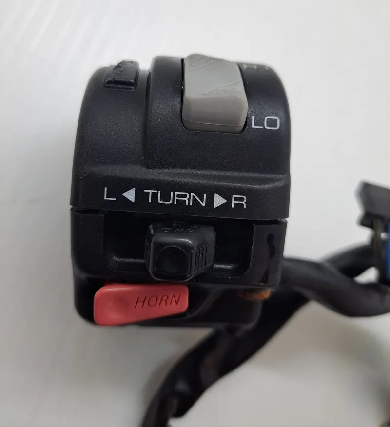 Yzf600R Left-Hand Handlebar Control Switch 1