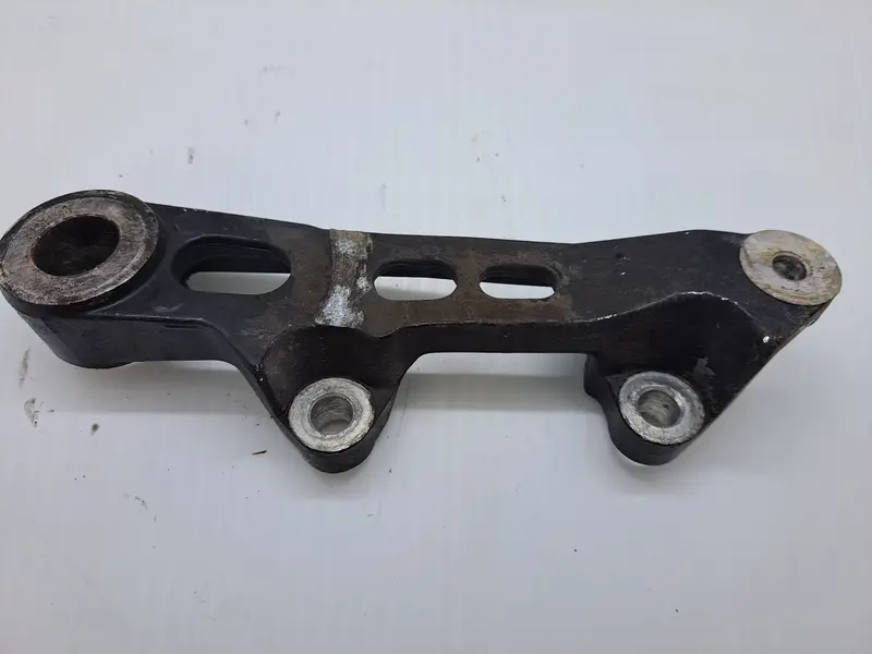 Yzf600R Rear Brake Caliper Mounting Bracket 1