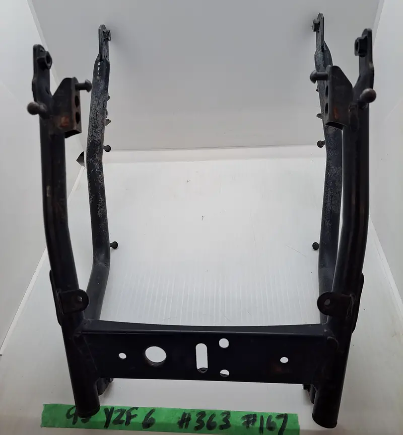Yzf600R / Yzf750R Rear Subframe Assembly 1