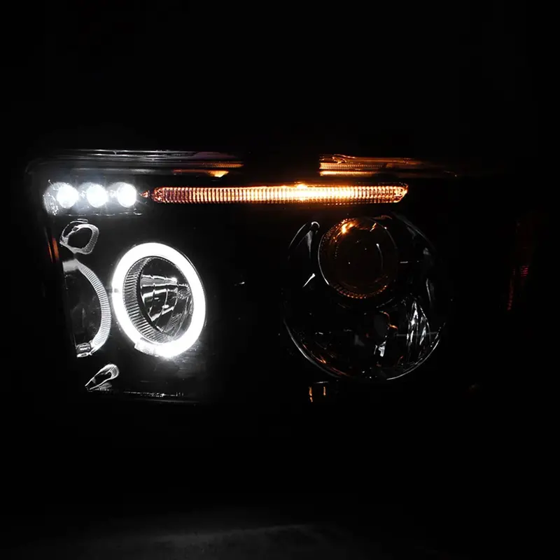 Projector-Style Headlight Assembly – Compatible With 2007–2013 Toyota Tundra 1